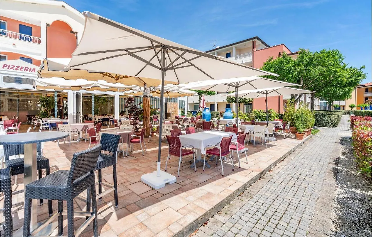 Ai Pini-Villa Duna Verde Lägenhet